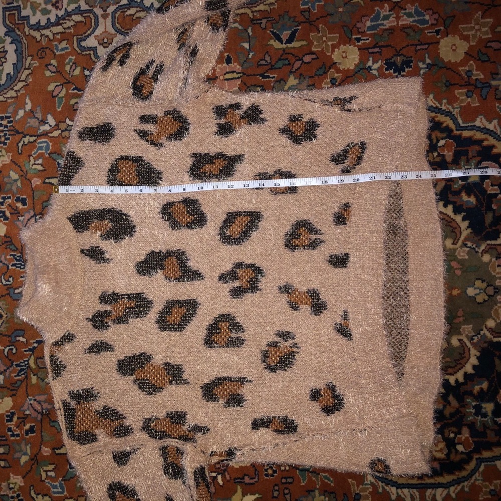 Wonderly Nomad Leopard Sweater - Picture 7 of 13